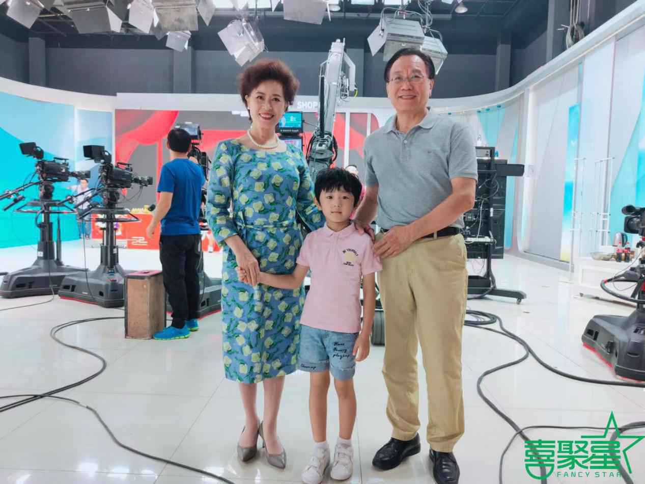 喜聚星旗下签约艺人孙雨红博受邀参与珍盼堂品牌广告拍摄