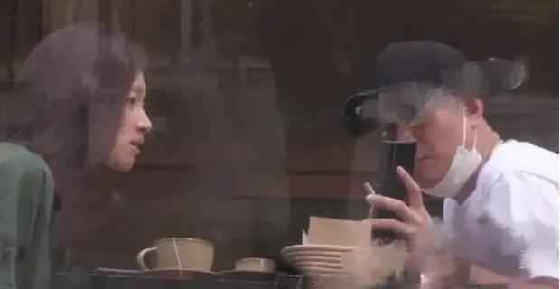 文章骑电动约会美女