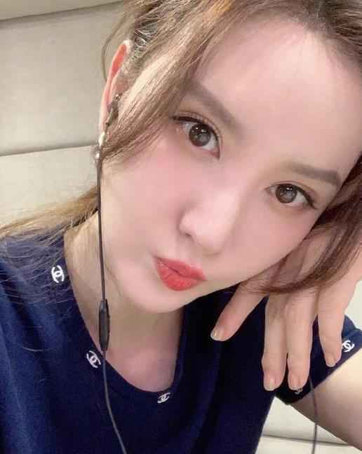 张萌回应点赞蓝盈莹投票:做演员难道为了不红吗？