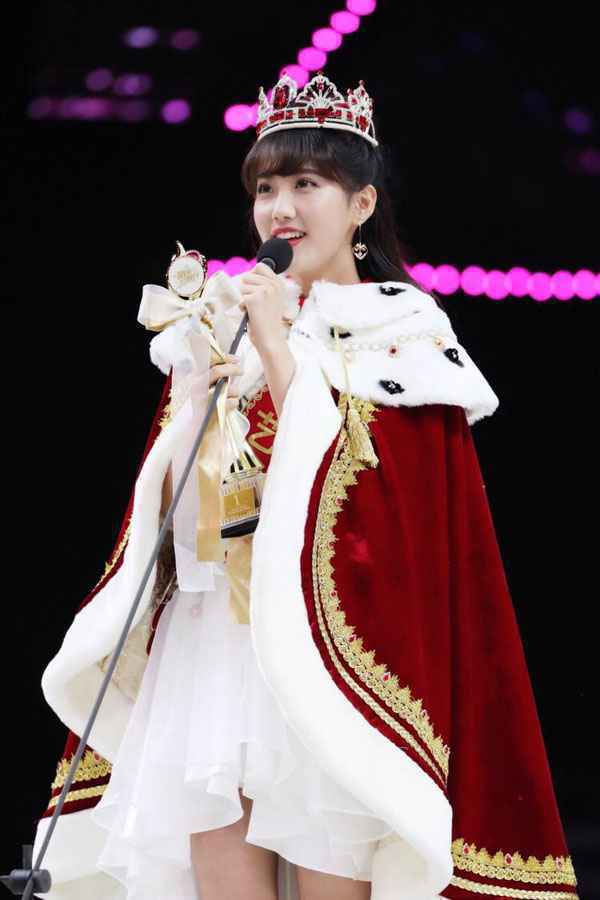 鞠婧祎 李艺彤 黄婷婷！坐过这个位置的都是“潜力股”！