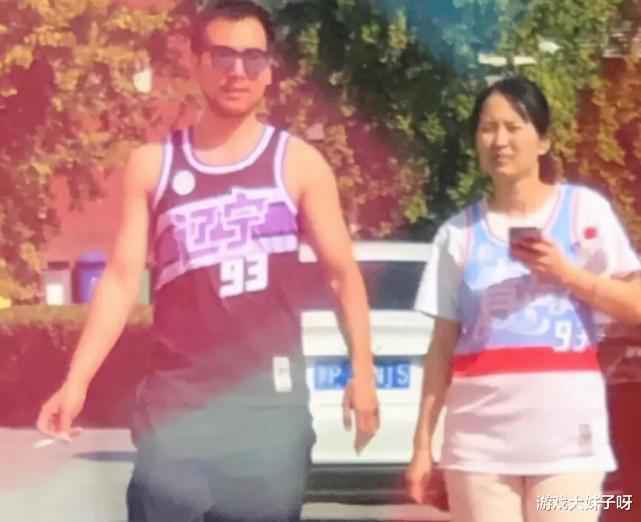 被真实相机毁了的网红，刘思瑶不算翻车，还有P得更狠的