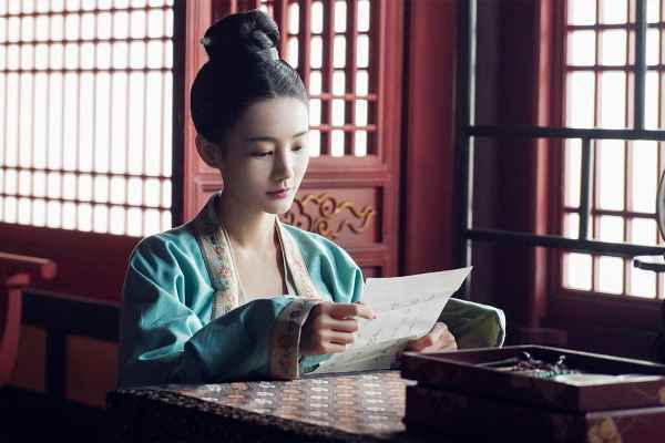  《鹤唳华亭》罗晋朝堂遭围攻