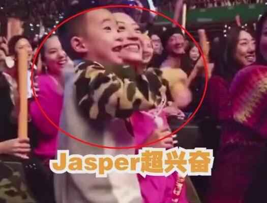 陈小春宣布二胎
