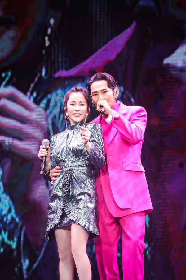 杜德伟“起来”演唱会北京开唱