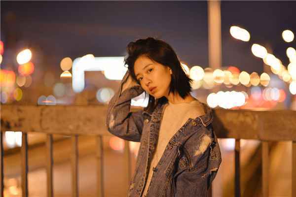  李嘉琪《被光抓走的人》获好评