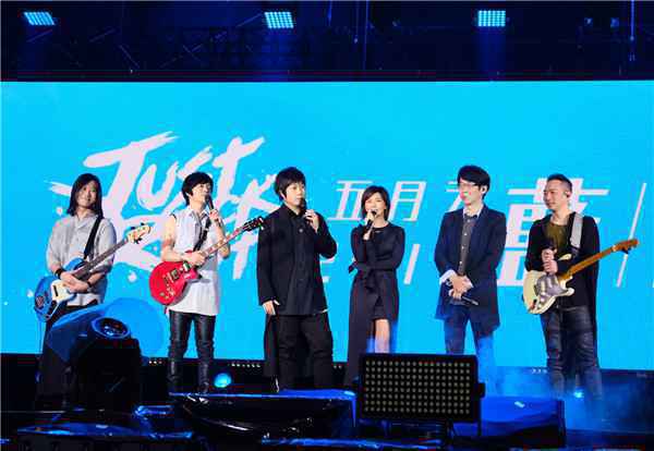  “天后”孙燕姿助阵五月天“最完美阵容