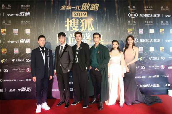  张冠森新剧《非黑即白》即将上线