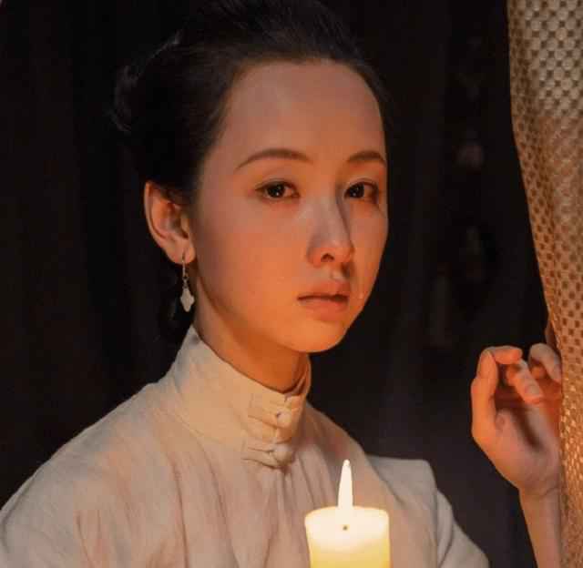 于正新剧妆发太丑，杨蓉蒋勤勤都撑不起，黄奕却意外的好看