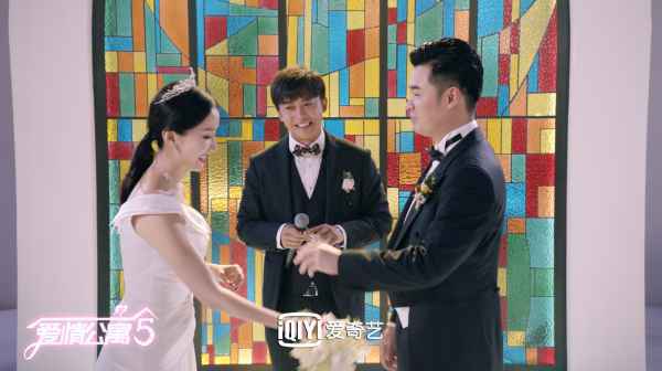 《爱情公寓5》新预告曝贤菲婚礼