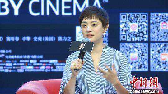 孙俪透露，邓超为演绎子虞和境州前后增减体重逾40斤，过程相当艰苦。　康玉湛 摄