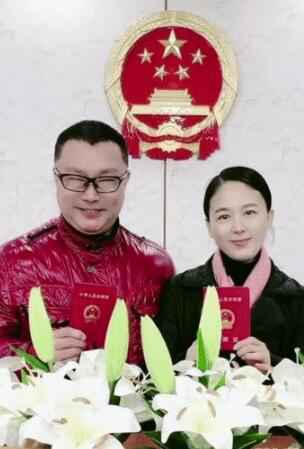 歌手尹相杰宣布结婚