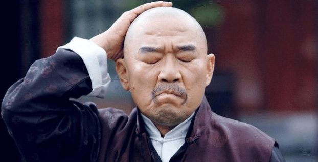 他是最没原则的老戏骨，入行三年夺视帝，为还债直言：钱到位就拍