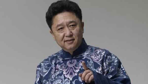 20年前，有谁注意到焦恩俊身边的龙套演员，如今已成国际影帝