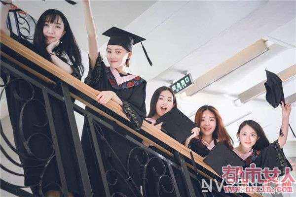 《扶摇》佛莲公主谁演的 王鹤润个人资料私照曝光