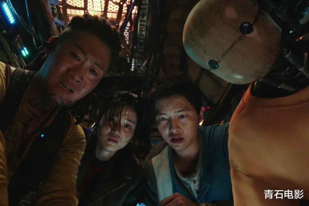 耗资165亿韩元的科幻片，请来孔刘和“国民男友”，上映就破纪录